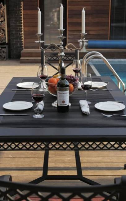 Комплект мебели из литого алюминия